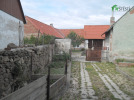 Prodej rodinného domu 3+1 a 2+1, s velkou zahradou, 3 x stodola, 2 x garáž, Dolní Vilémovice okr. T 